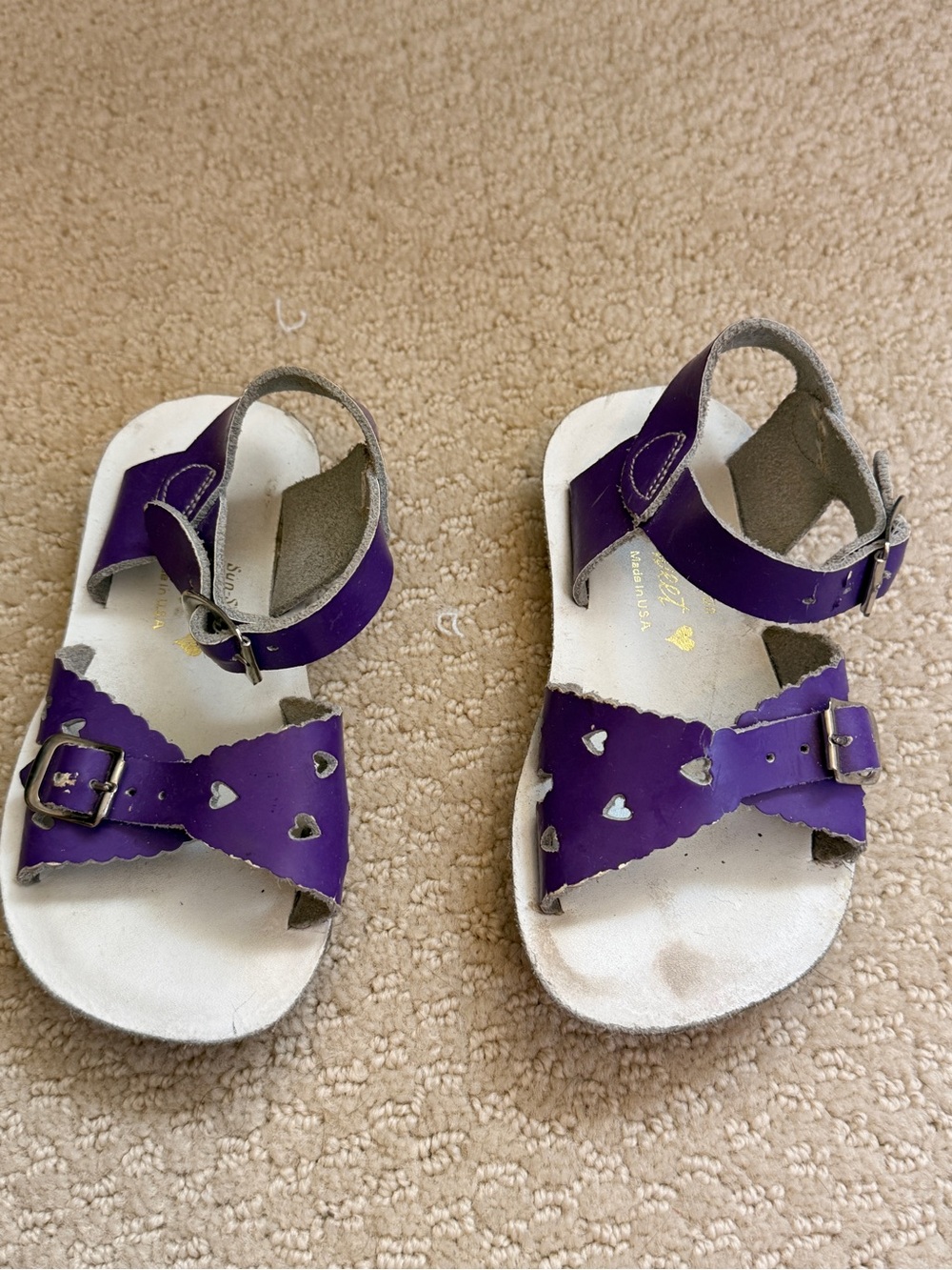 Kids Purple Heart Strap Buckle Sandals
